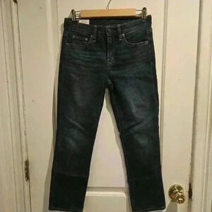 P7416 gap classic straight mud rise  dark denim size 26/2 petite